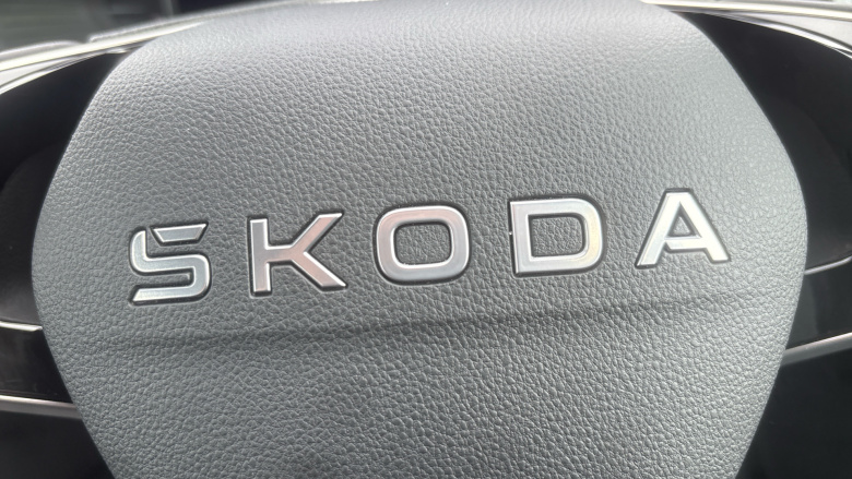 Skoda Kamiq 1.0 TSI 95 SE Edition 5dr Petrol Hatchback